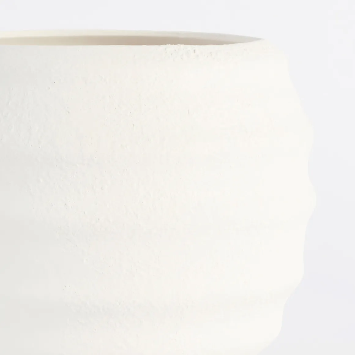 Auden Ribbed Decorative Pot