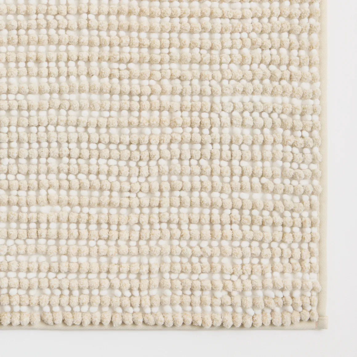 Ava Toggle Bath Runner