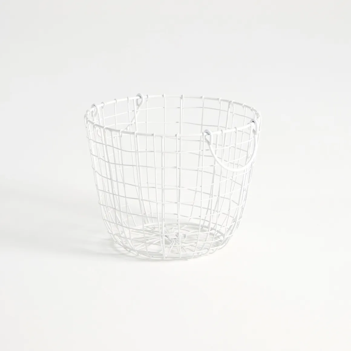 Bailey White Wire Basket