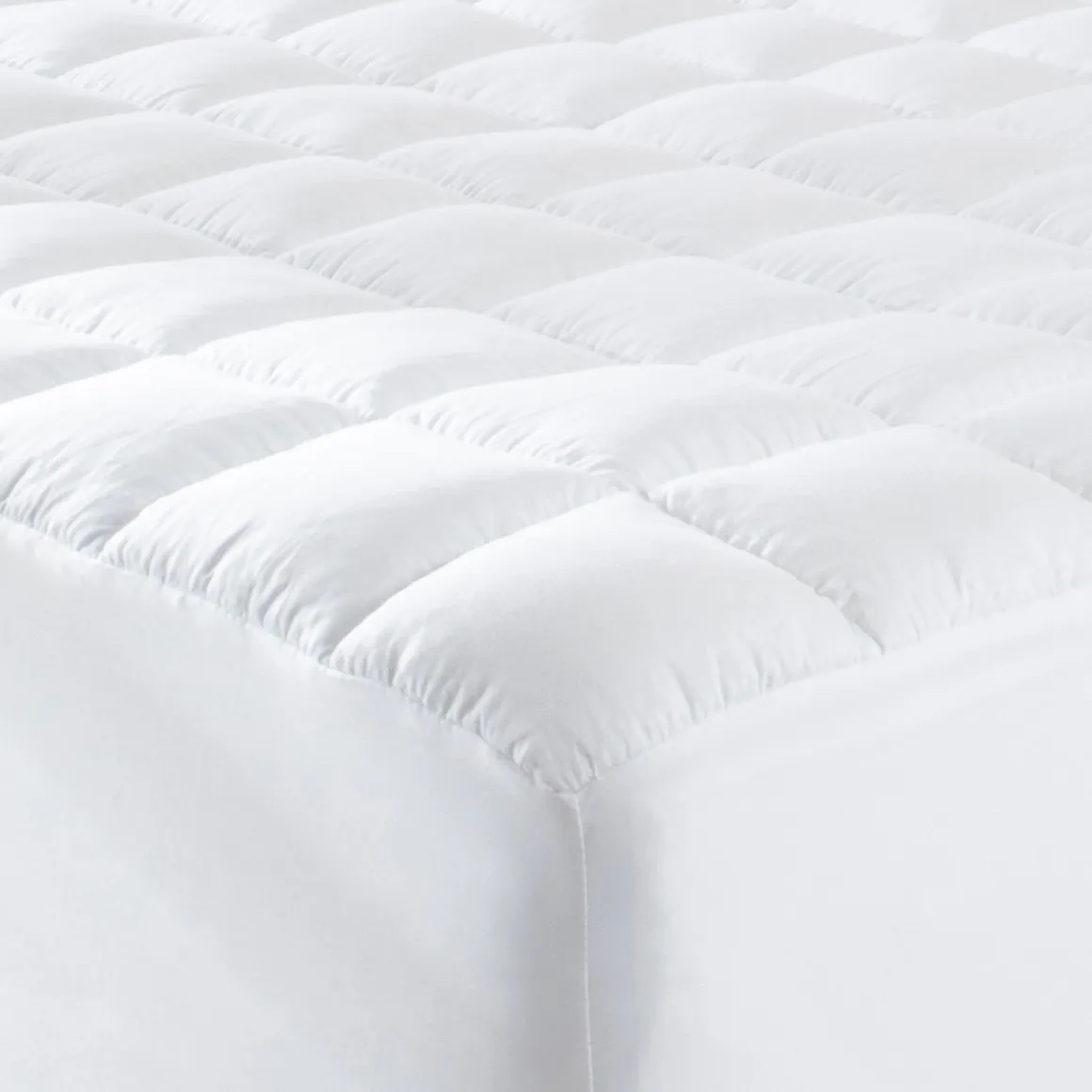 Classic Collection 750gsm Mattress Topper