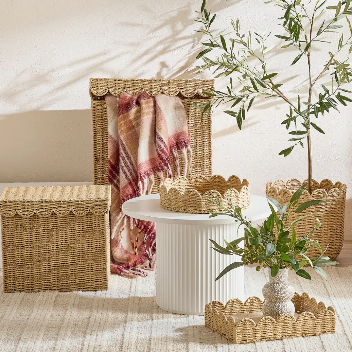 Delilah Basket