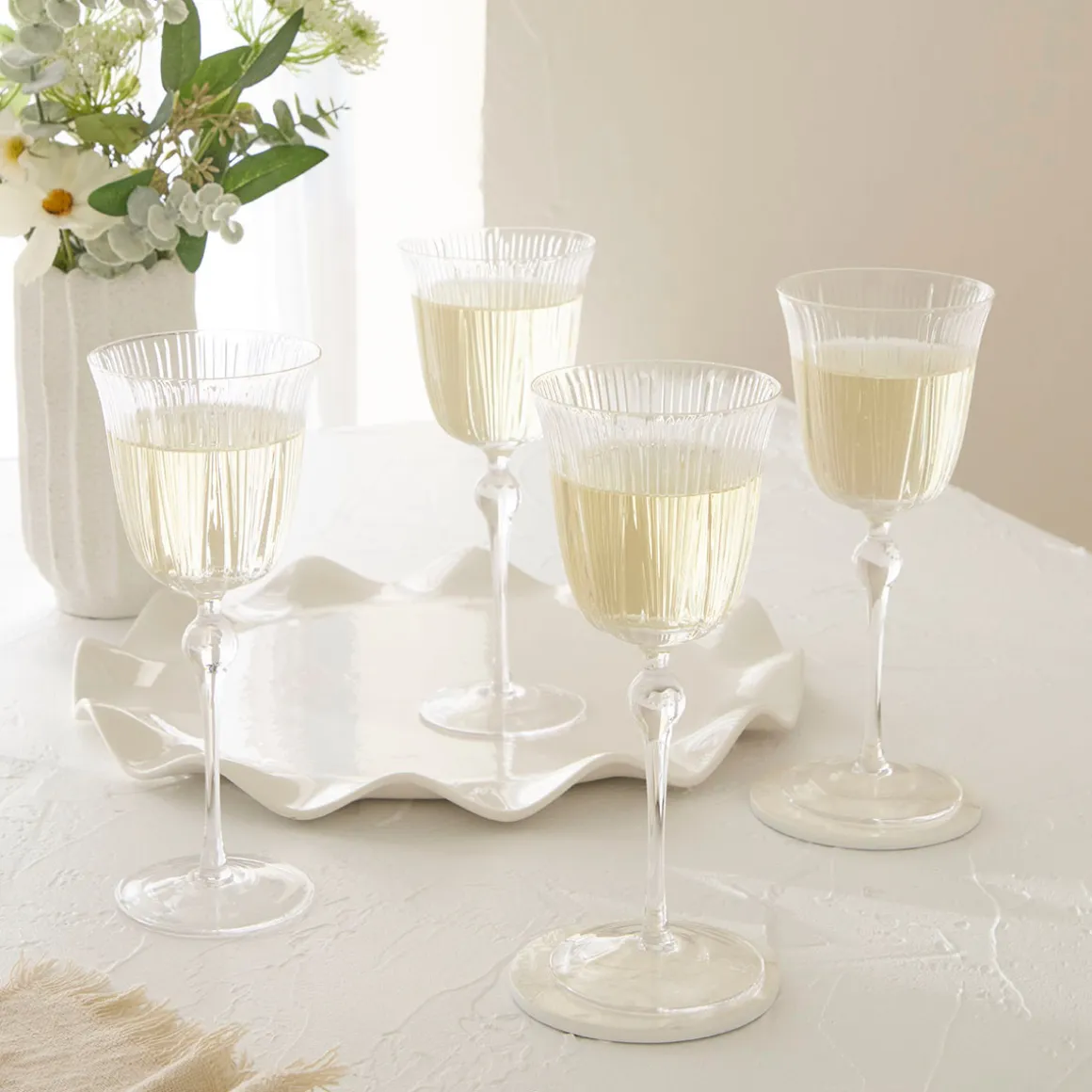 Everley Wine Glass Set of 4