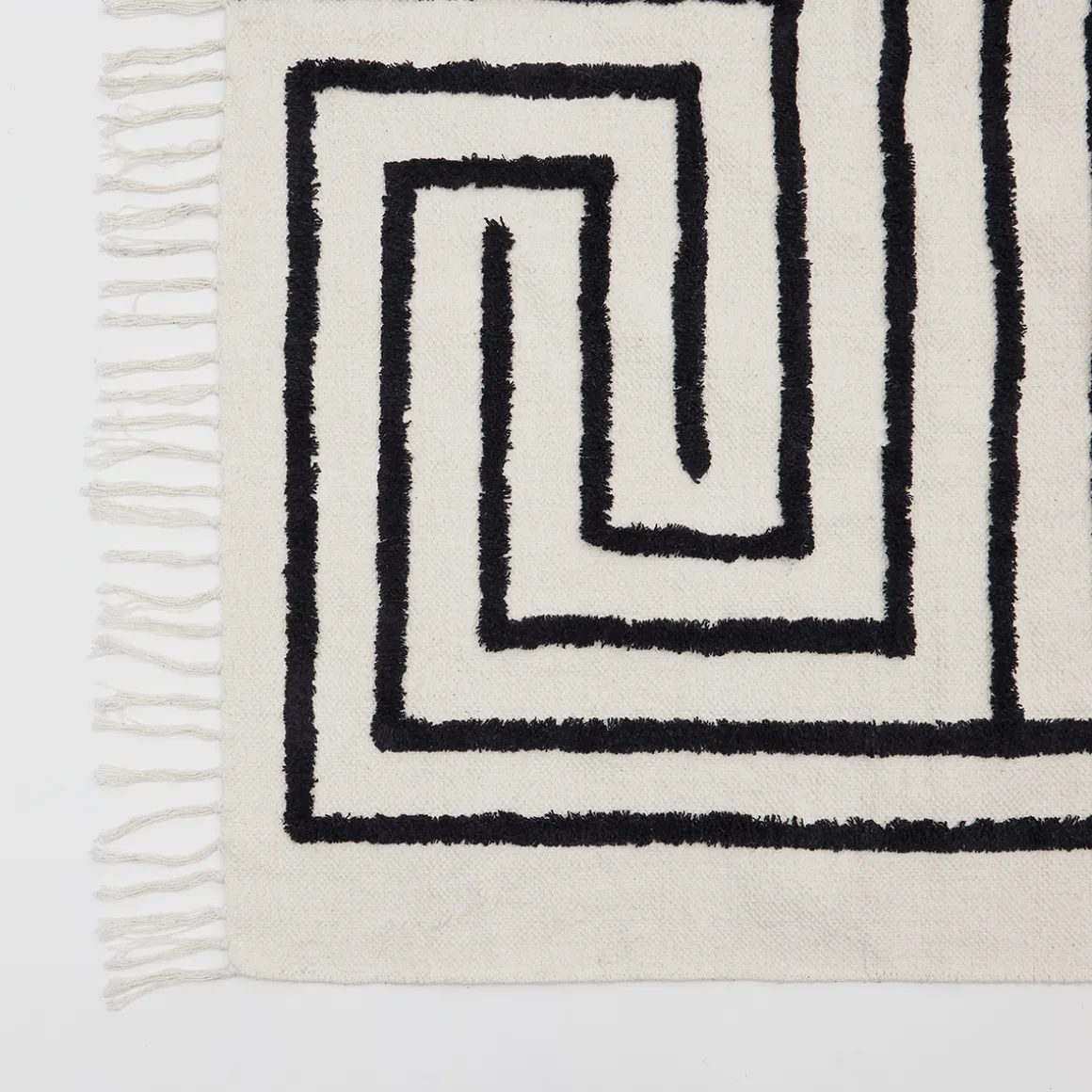 Farrah Black Geometric Tufted Cotton Floor Rug