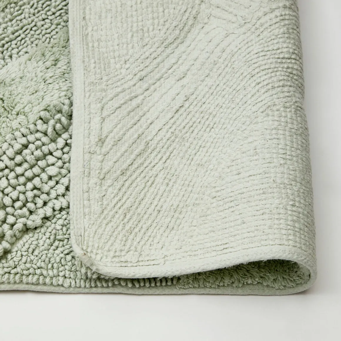 Isla Tufted Bath Runner