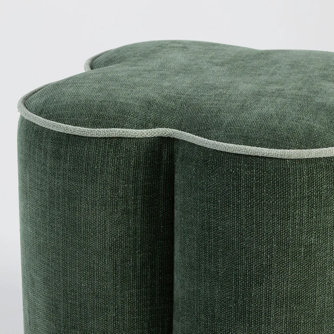 Juno Ottoman