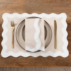 Maya Scalloped Placemat