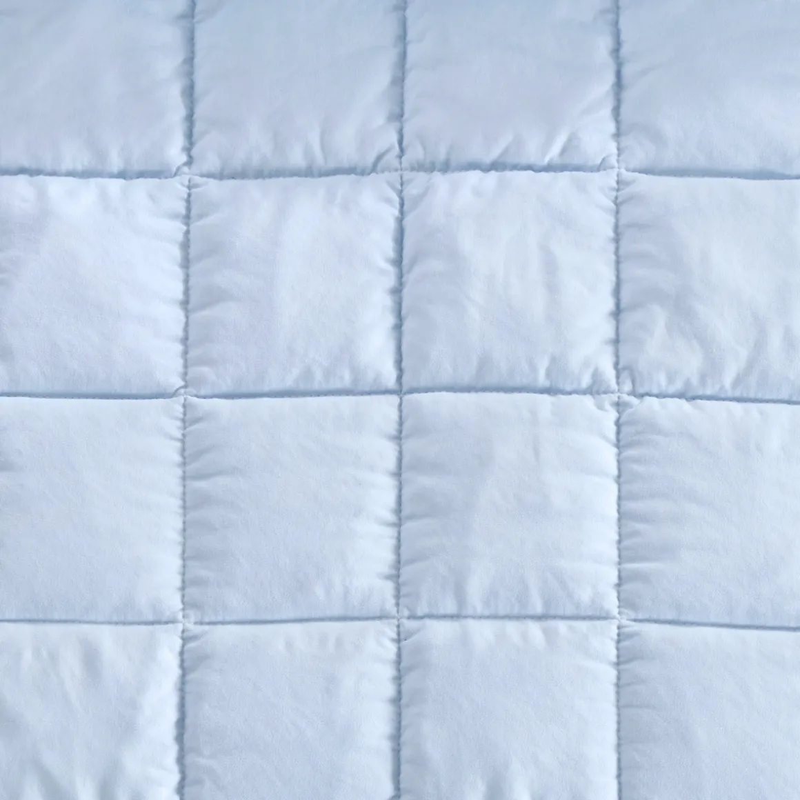 Montez Marshmallow Comforter Set