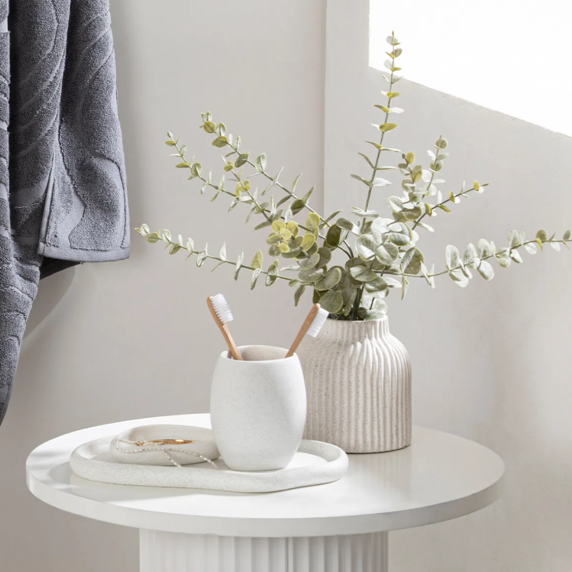 Nova Bathroom Accessories