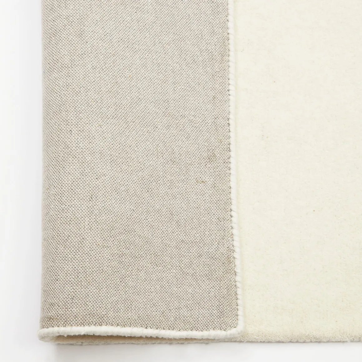 Pablo Woollen Floor Rug