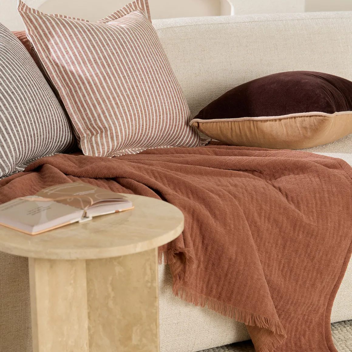 Raya Chenille Gauze Reversible Throw