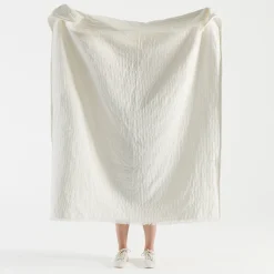 Raya Chenille Gauze Reversible Throw